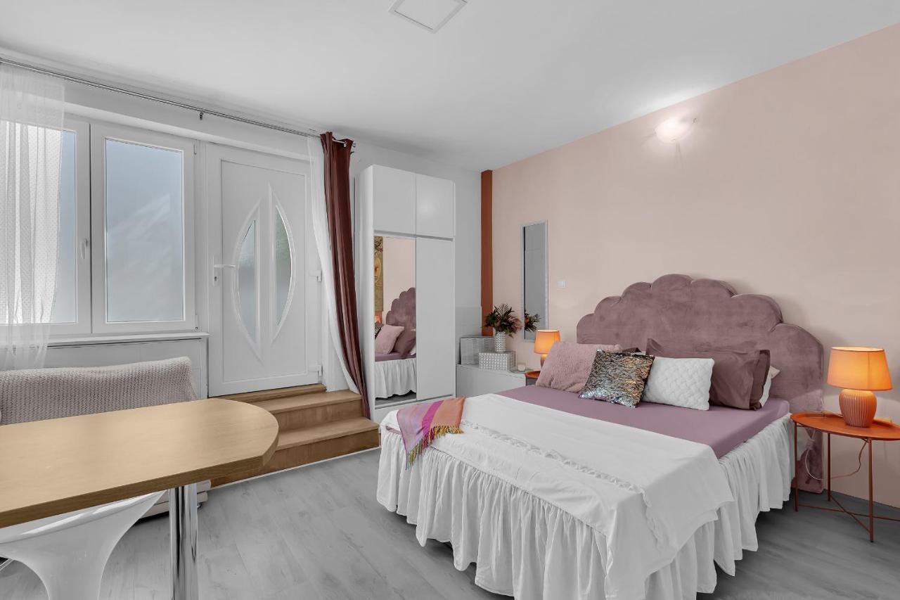 Apartments Barbara Makarska Exterior foto