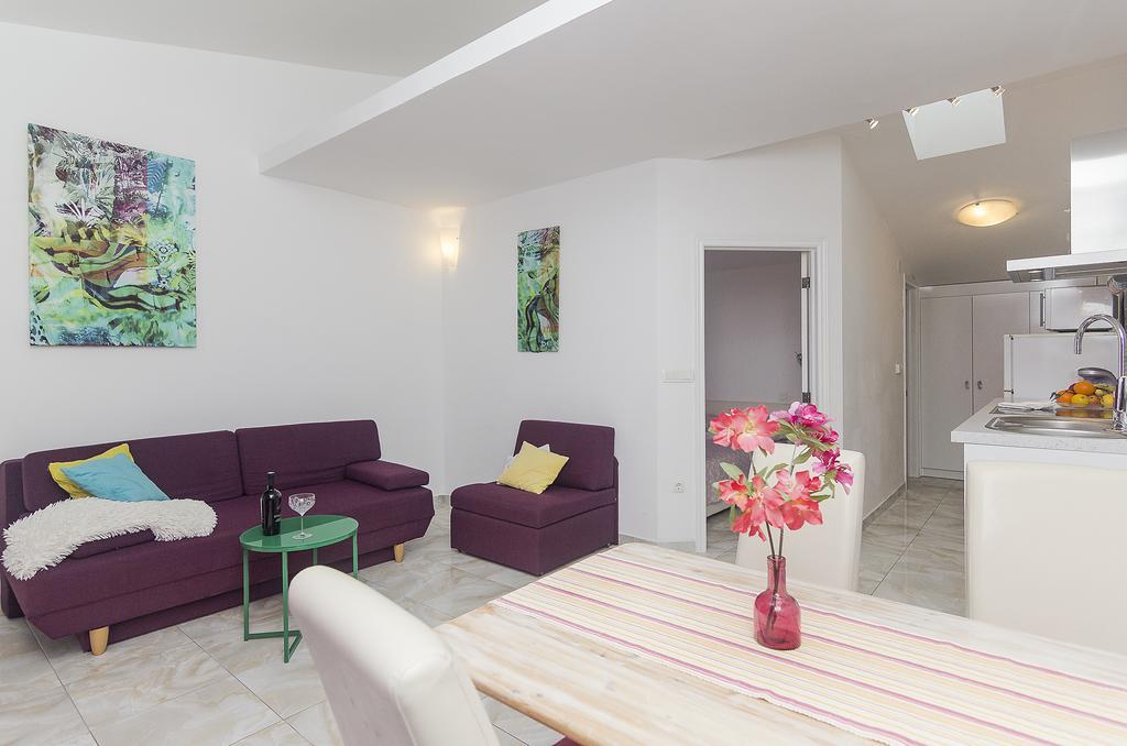 Apartments Barbara Makarska Exterior foto